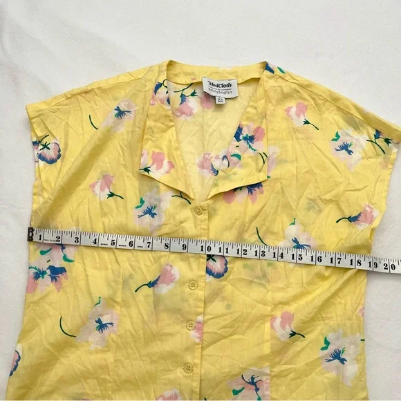 ModCloth x Emily and Fin Annie Top Yellow Floral Button Top - Picture 6 of 10
